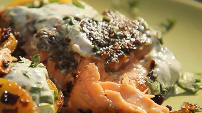 Napoleon Grill-Video Teil 4: Indisch gewürzter Lachs - Feldherren Küche